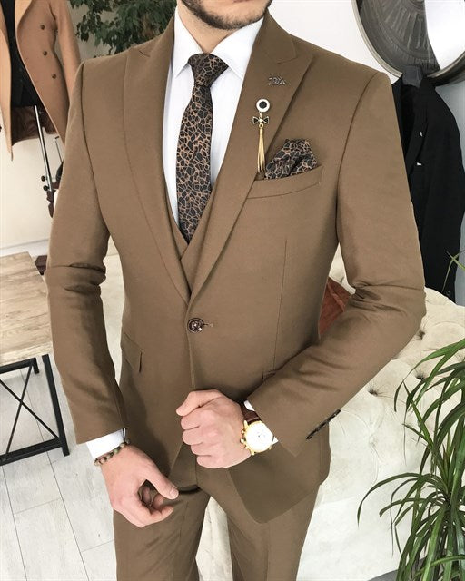 ITALIAN FIT MEN'S BROWN SUIT BY ITALIAN VEGA® (3-Piece)