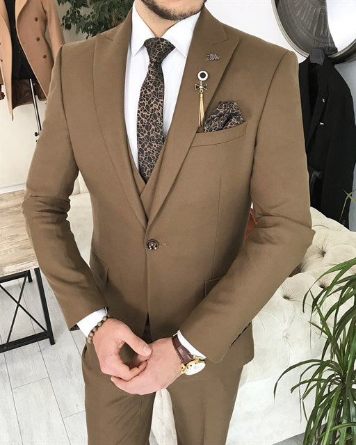ITALIAN FIT MEN'S BROWN SUIT BY ITALIAN VEGA® (3-Piece)